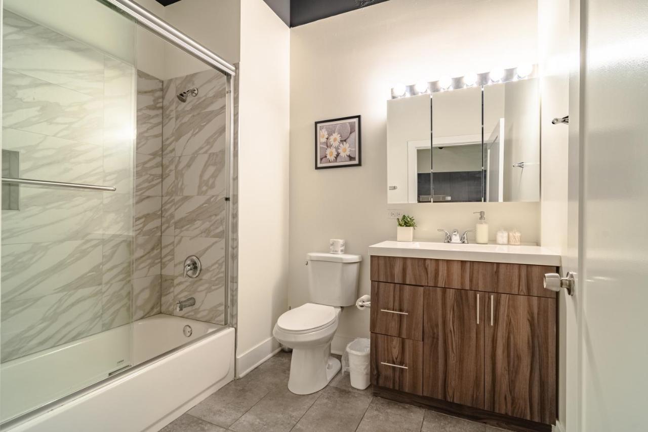 Ideal 3Br Business Or Leisure Rental In Chicago Fully Stocked Kitchen & Fast Internet With Optional Parking Near Soldier Field, Grant Park & Mccormick Place Ngoại thất bức ảnh