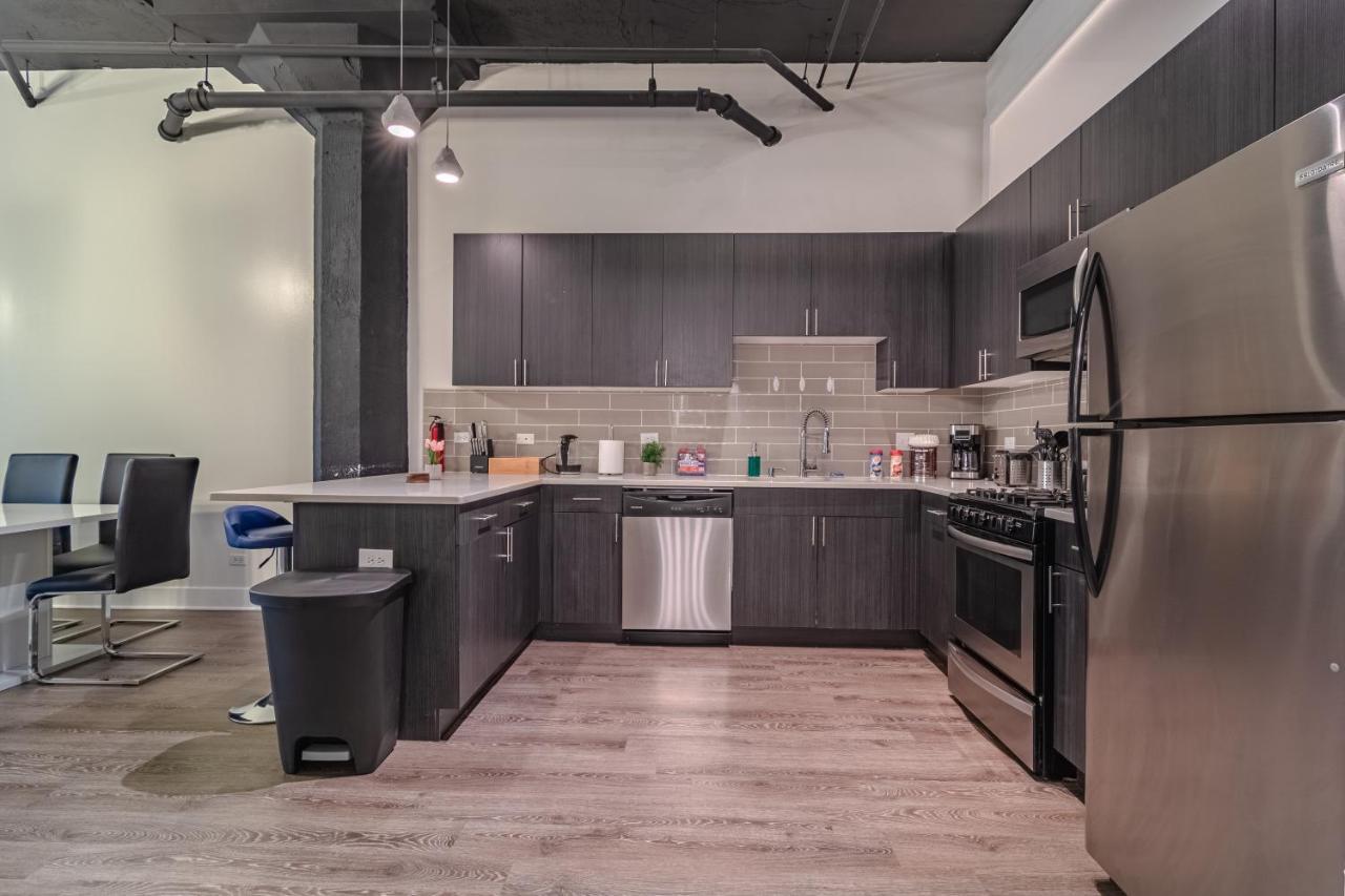 Ideal 3Br Business Or Leisure Rental In Chicago Fully Stocked Kitchen & Fast Internet With Optional Parking Near Soldier Field, Grant Park & Mccormick Place Ngoại thất bức ảnh