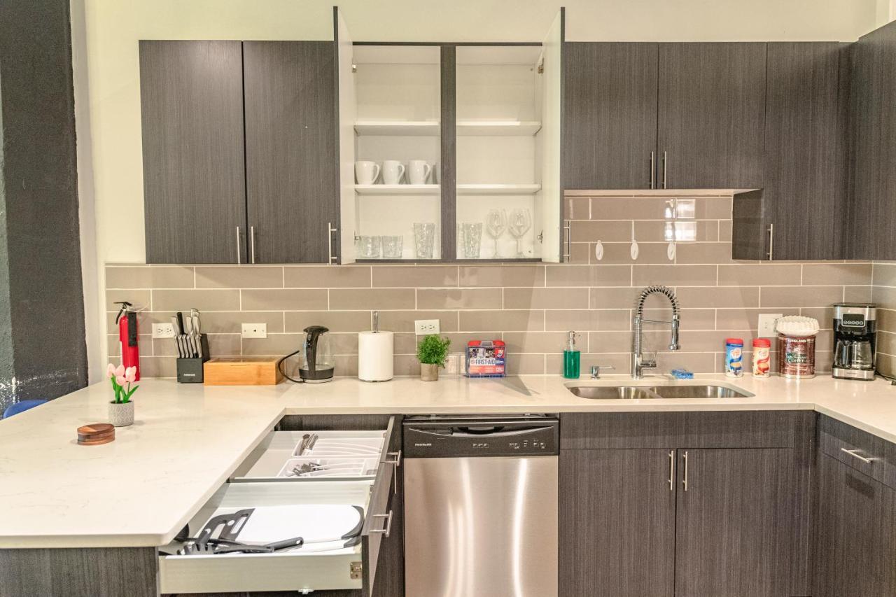 Ideal 3Br Business Or Leisure Rental In Chicago Fully Stocked Kitchen & Fast Internet With Optional Parking Near Soldier Field, Grant Park & Mccormick Place Ngoại thất bức ảnh